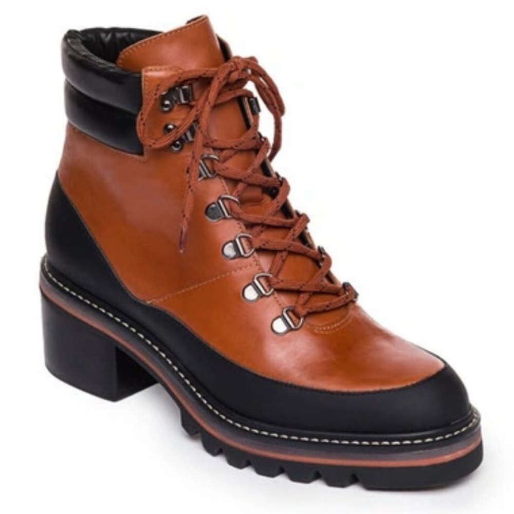 Bernardo water proof boot womens 6.5